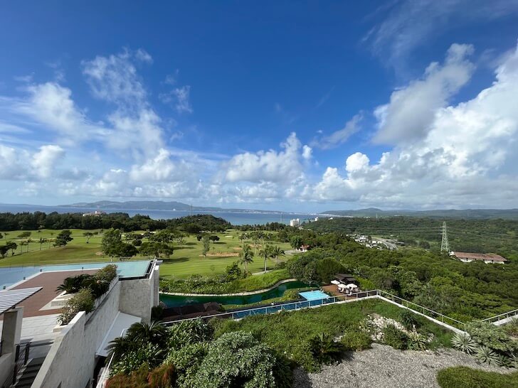 ザ・リッツ・カールトン沖縄　バルコニーからの景色